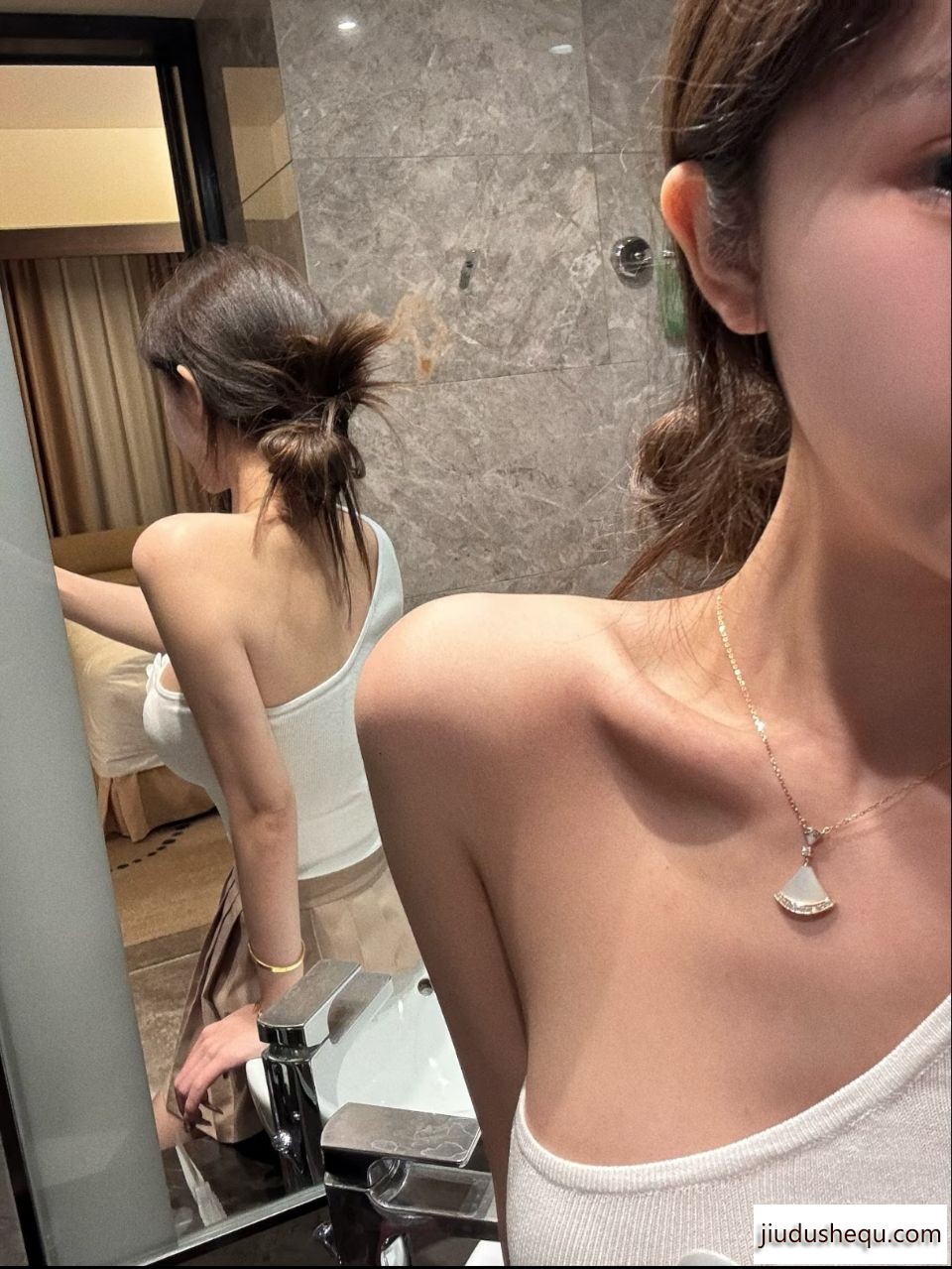 922.jpg