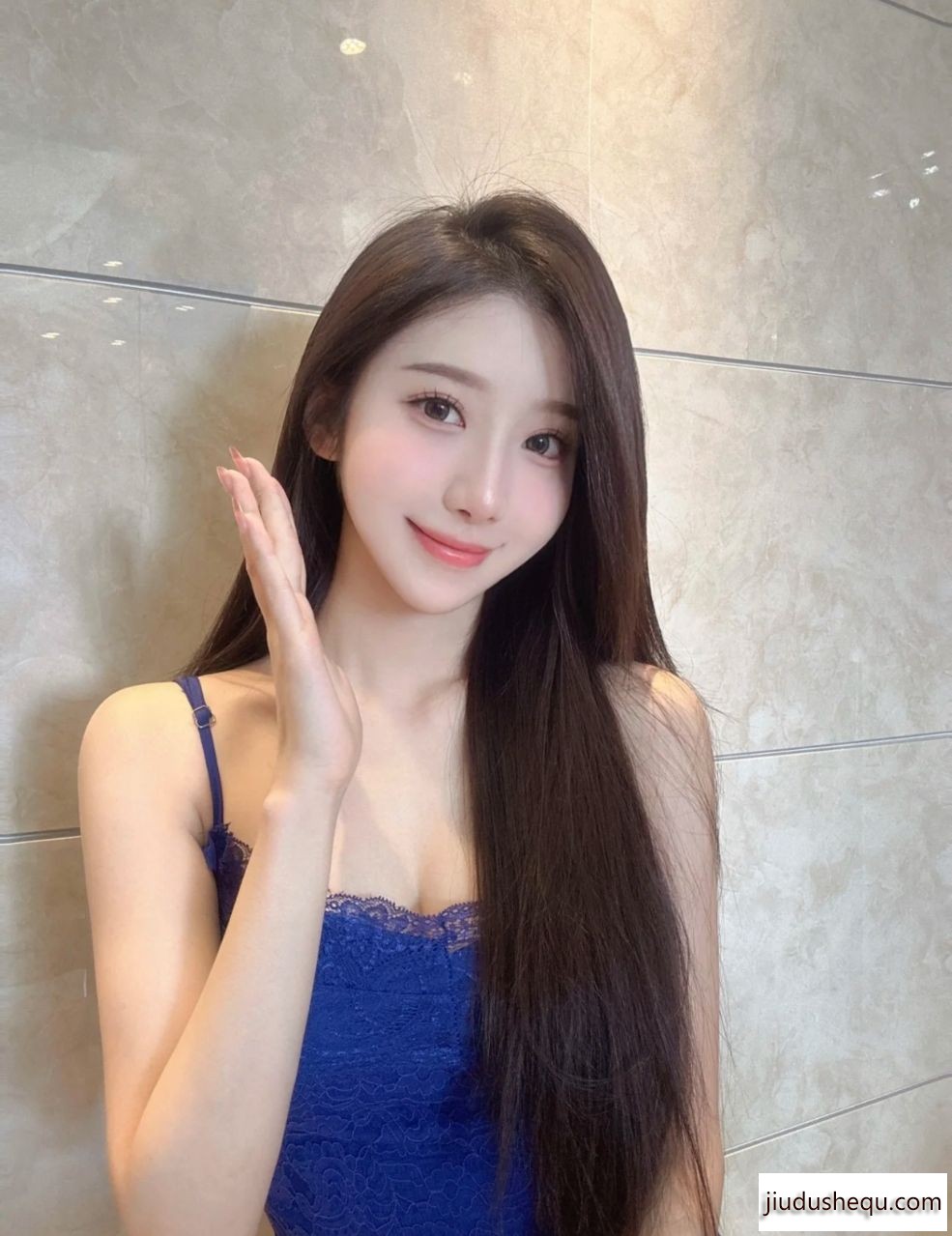 981.jpg
